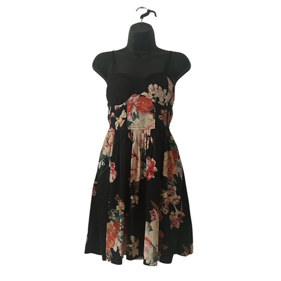 Band of Gypsies Floral Babydoll Summer Mini Dress sz M - Picture 1 of 13